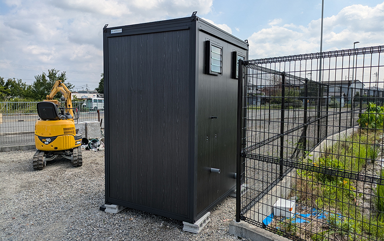 2024.7.19 アウトレットトイレユニット0.7坪（1.4畳）タイプを、従業員用トイレとして設置しました。