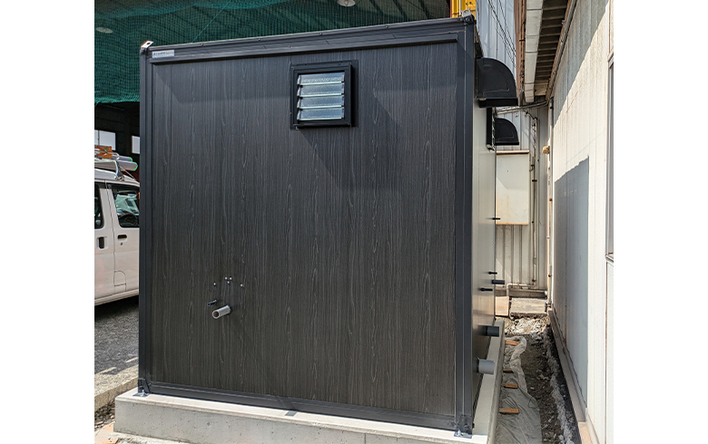 2024.9.2 アウトレットトイレユニット1.8坪（3.6畳）タイプを、従業員・お客様用トイレとして設置しました。