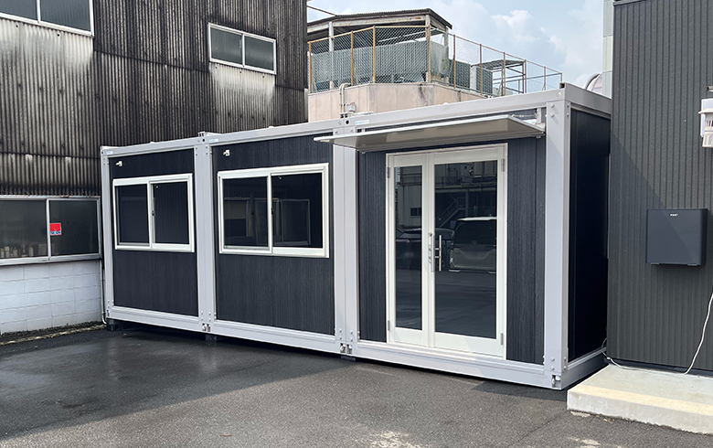 2025.9.17 レンタルユニットハウス11.3坪（22.6畳）を、事務所として設置しました。