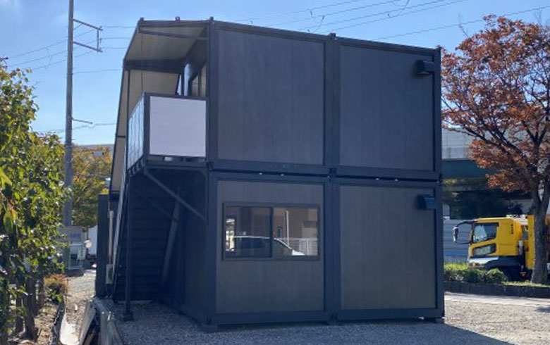 2023.10.31 アウトレットユニットハウス7.5坪（15畳）2階建てタイプを、事務所として設置しました。