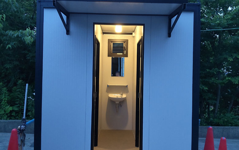 2022.6.9 アウトレットトイレユニットハウス1.3坪（2.6畳）タイプを設置しました。