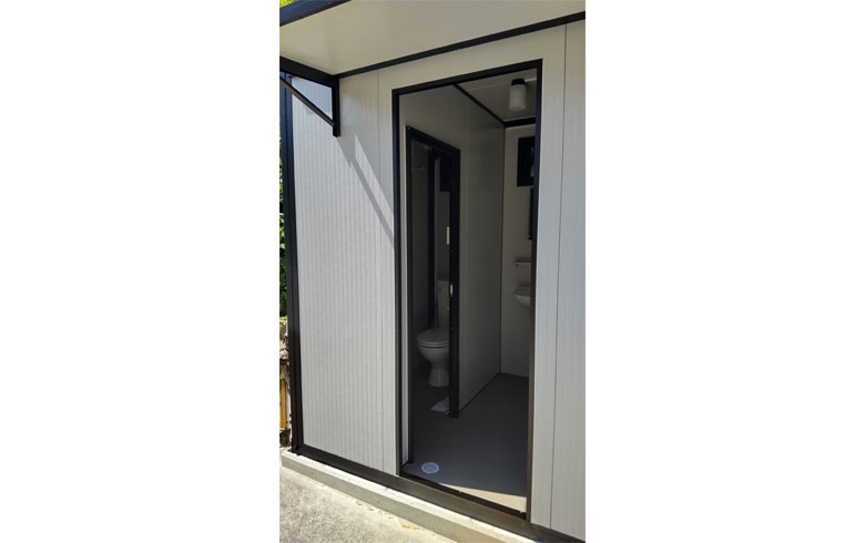 2022.6.9 アウトレットトイレユニットハウス1.3坪（2.6畳）タイプを設置しました。
