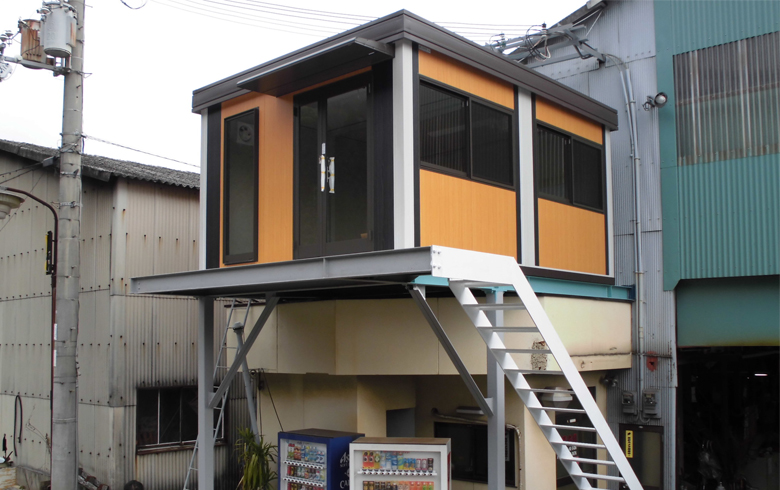 2016.3.8 アウトレットユニットハウス5坪（10畳）タイプを、事務所として設置しました。