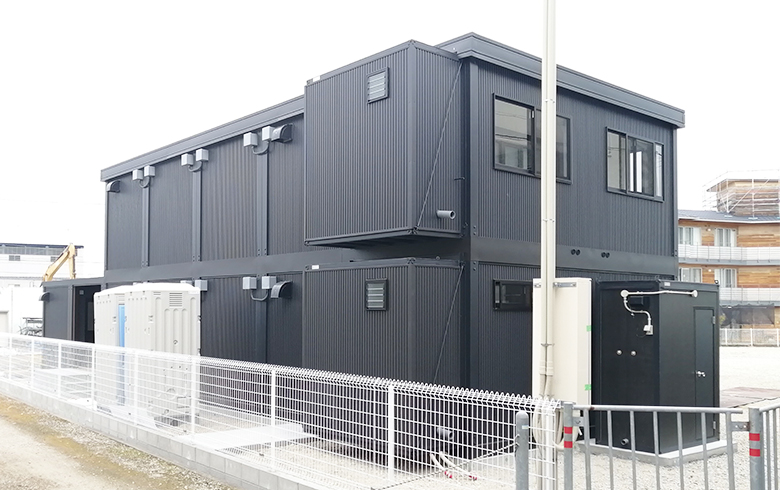 2022.1.27 アウトレットユニットハウス28坪(56畳)タイプを事務所として設置しました。