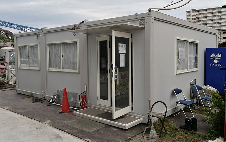 2019.11.21 ユニットハウス11.3坪(22.6畳）タイプを、仮設事務所として設置しました。