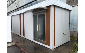 2020.3.27 アウトレットユニットハウス5坪（10畳）タイプを、女性用更衣室として設置しました。