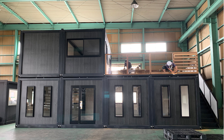 2019.6.15 アウトレットユニットハウス15.1坪（30.2畳）タイプ2階建てを、事務所として設置しました。