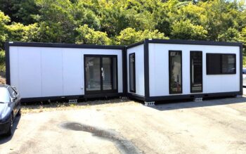 2022.8.8 アウトレットユニットハウス11.3坪(22.6畳)タイプを、美容室として設置しました。