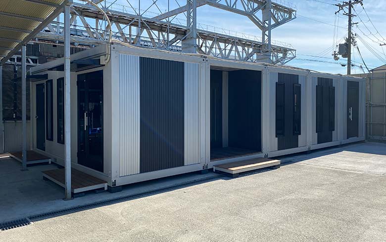 2021.7.21 アウトレットユニットハウス20坪（40畳）タイプを、事務所兼点呼室として設置しました。