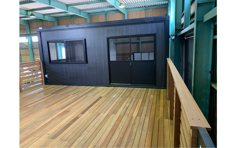 2019.6.15 アウトレットユニットハウス15.1坪（30.2畳）タイプ2階建てを、事務所として設置しました。