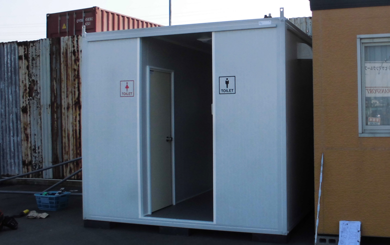 2018.3.28アウトレットユニットハウス1.9坪（3.8畳）タイプを、従業員用トイレとして設置しました。
