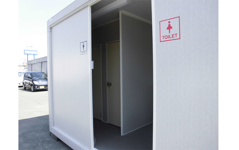 2018.3.28 アウトレットユニットハウス3.1坪（6.2畳）タイプを、従業員用トイレとして設置しました。