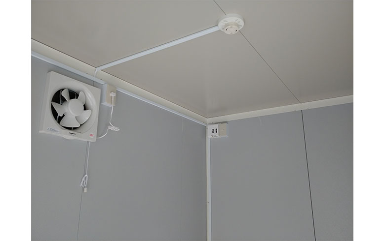 2021.4.28 組立式パネルハウス1.5坪（3畳）タイプを、作業部屋として設置しました。