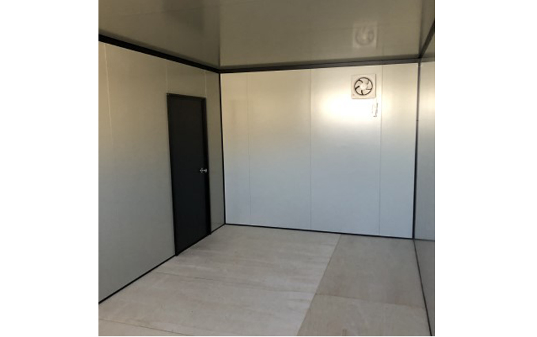 2020.2.12 組立式パネルハウス4.4坪（8.8畳）タイプを、休憩室・更衣室として設置しました。