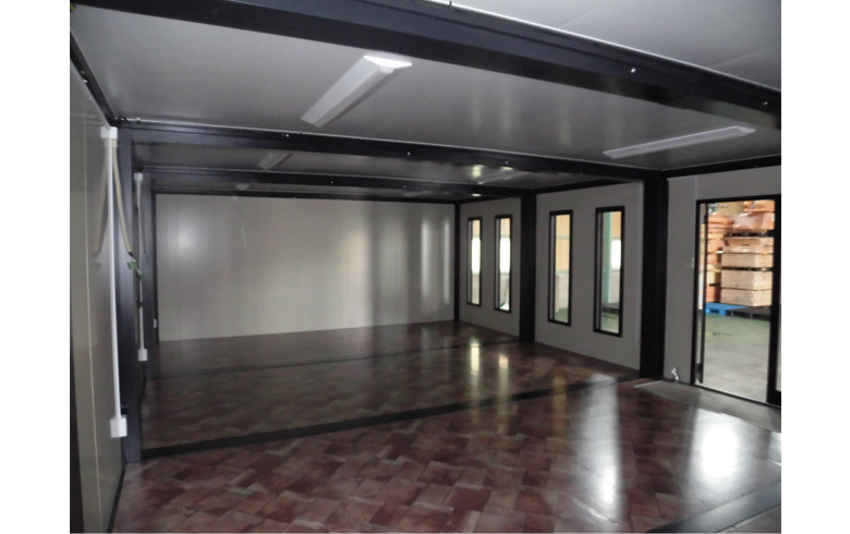 2019.6.15 アウトレットユニットハウス15.1坪（30.2畳）タイプ2階建てを、事務所として設置しました。